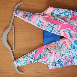 V neck V back shift dress